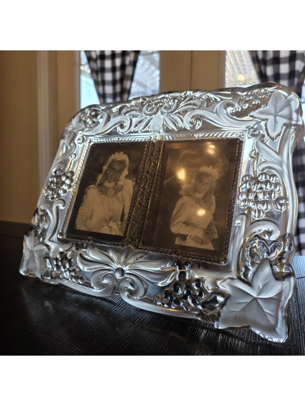Mikasa Memories Duet Double Glass Picture Frame Floral Grapes Vines VGC